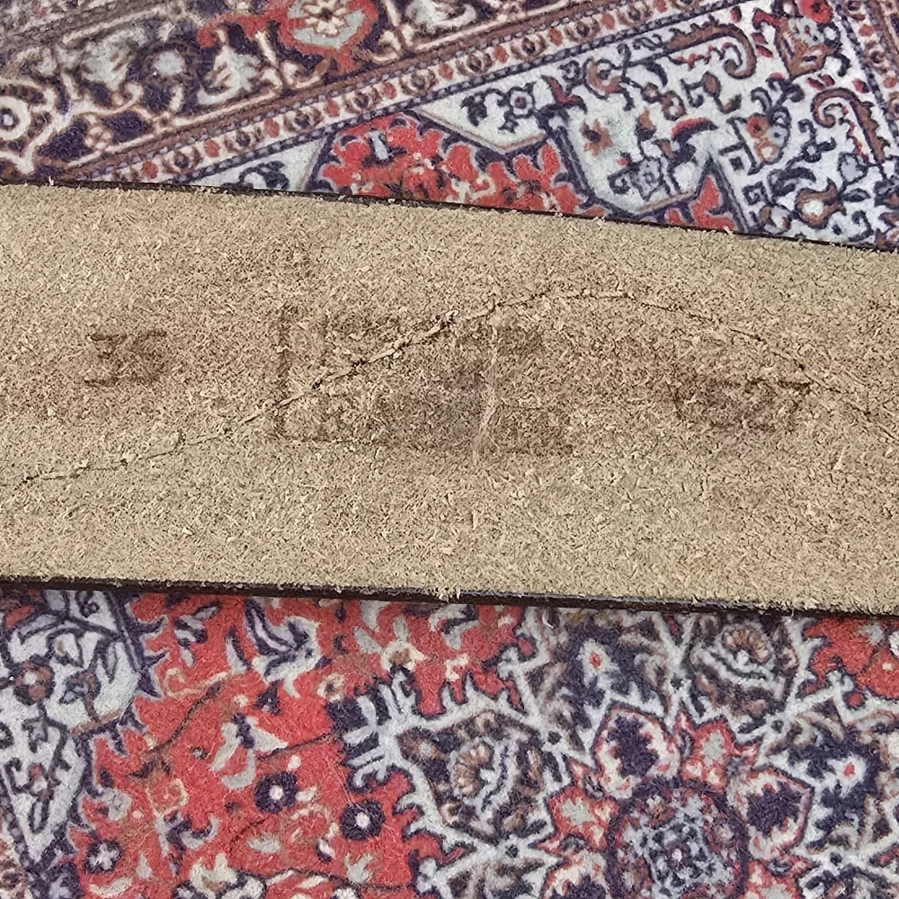 Gold Elvis Presley Commemorative Belt Buckle - Picture 4 of 5